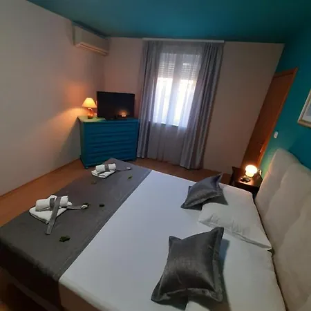 Mladinic Apartment *